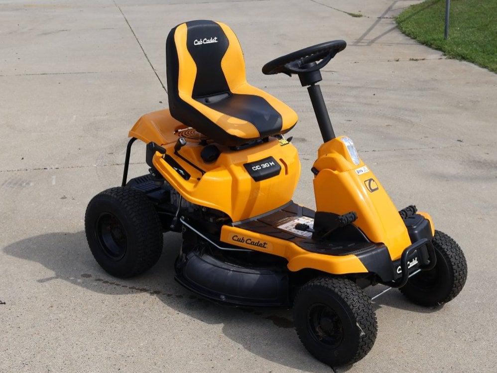 Cub Cadet CC30H riding mower, new, at Aurora, IN, photo 1 of 5