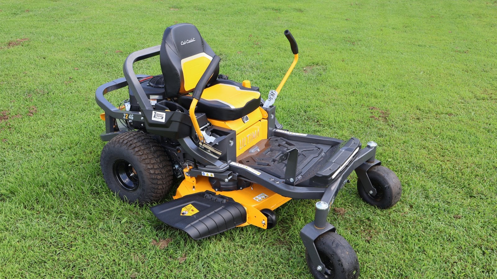 Cub Cadet Z2 46 zero turn, new, at Aurora, IN, photo 1 of 5