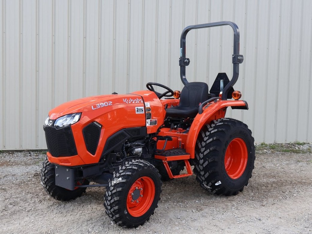 Kubota L3902HST tractor, new, at Aurora, IN, photo 1 of 6