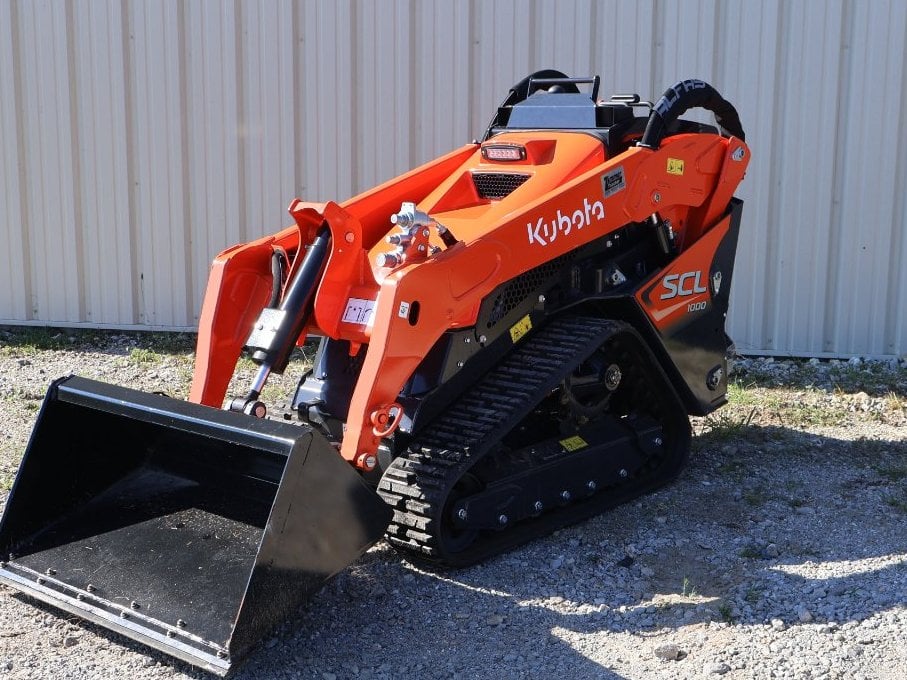 Kubota SCL1000 track loader, new, at Aurora, IN, photo 1 of 6